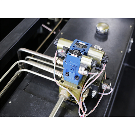 د فلزي شیټ بینډر CNC پریس بریک هیدرولیک پلیټ موڑنے ماشین (WC67K)