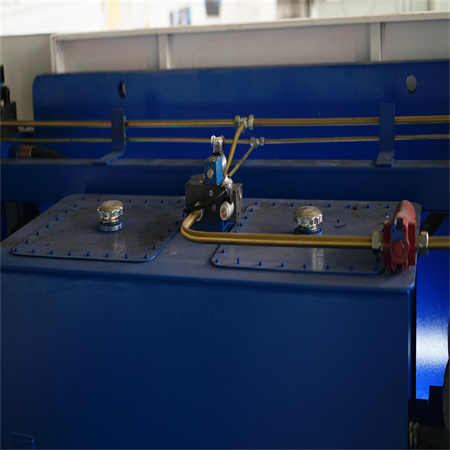 د بډنګ ماشین فلزي فولډینګ موډ بینډر فارمینګ ماشین NOKA CNC یورو پرو 8 محور د نوي معیاري او کلیمپینګ سیسټم پریس بریک بیلینګ سره